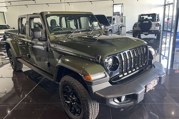 2022 Chrysler Gladiator Night Eagle JT 4X4