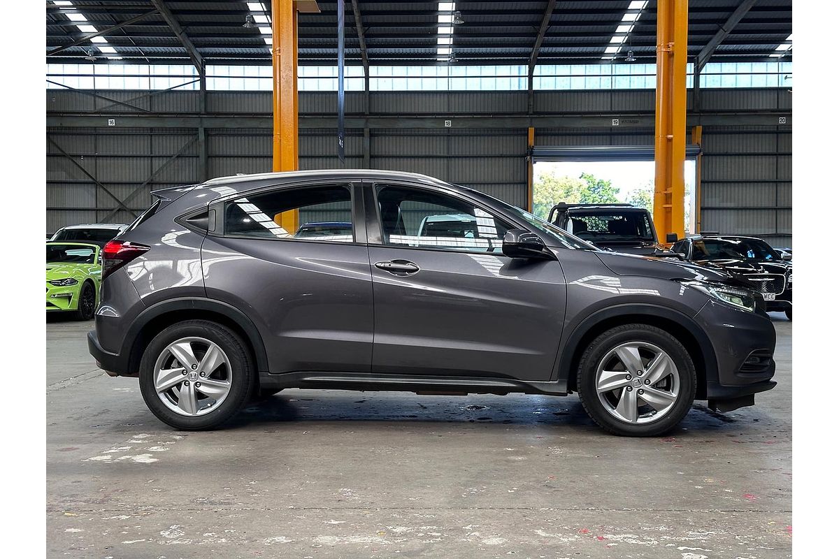 2019 Honda HR-V +LUXE