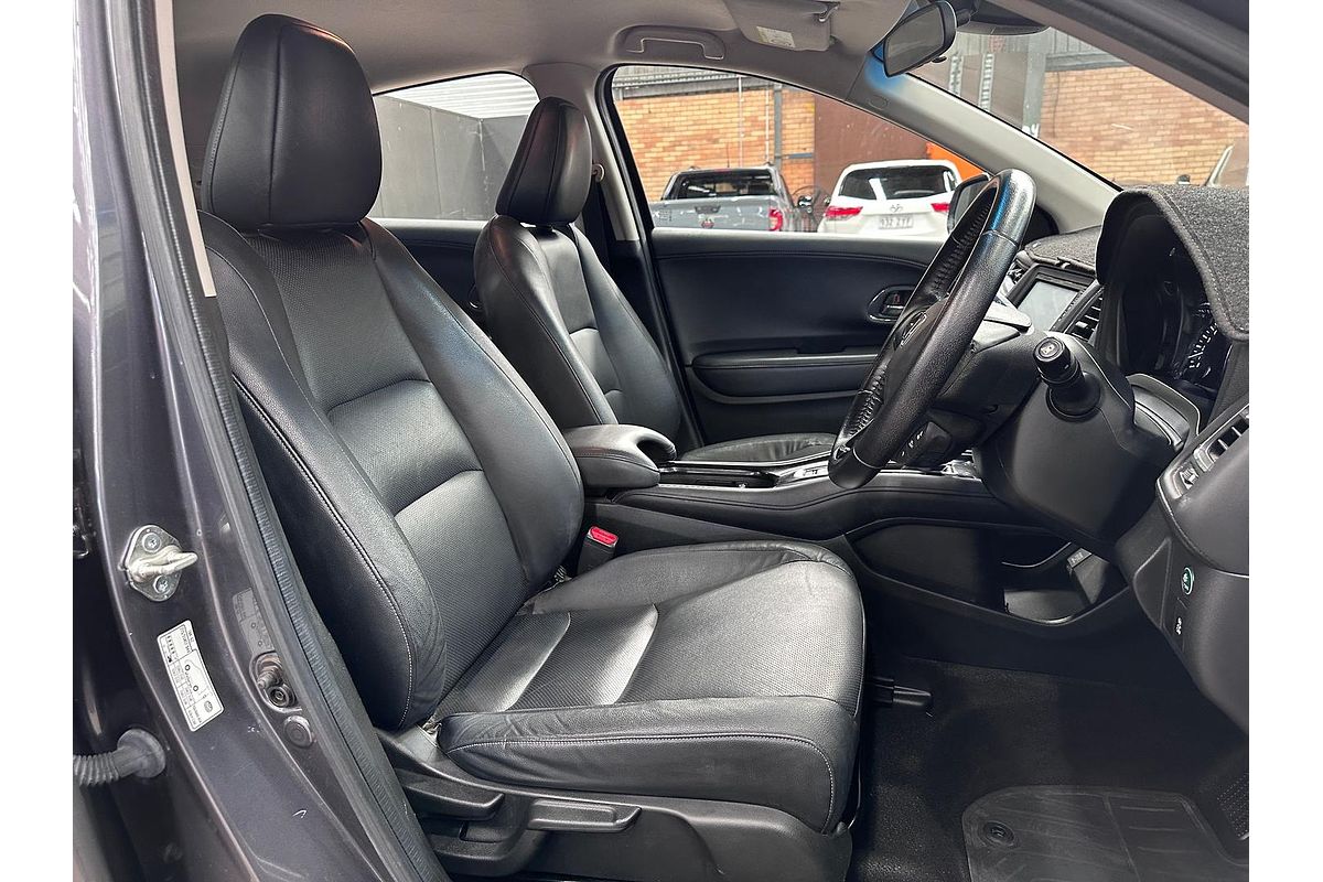 2019 Honda HR-V +LUXE