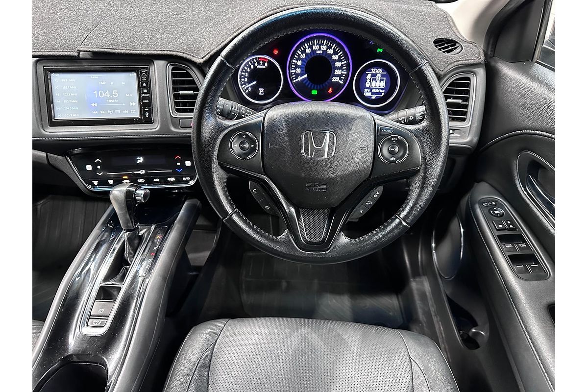 2019 Honda HR-V +LUXE