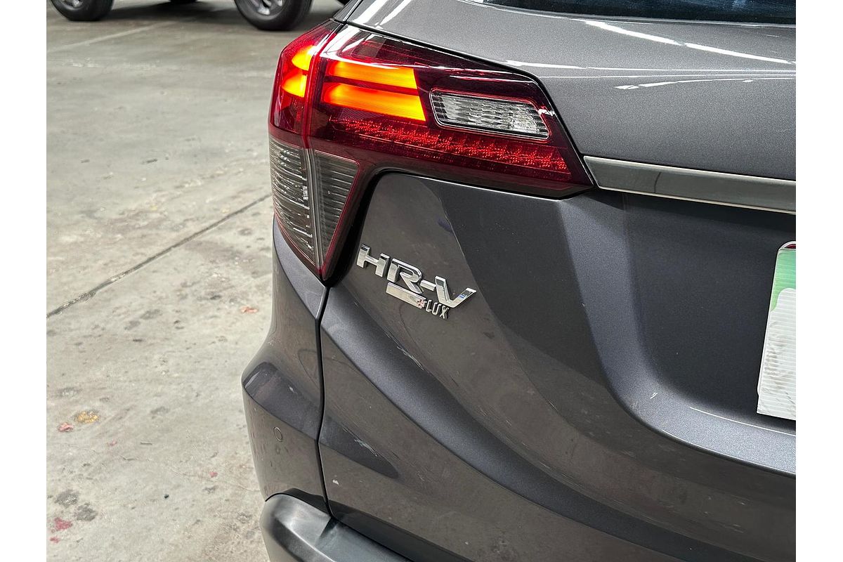 2019 Honda HR-V +LUXE