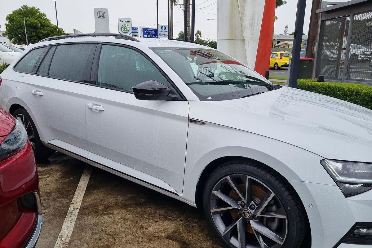 2021 ŠKODA Superb 206TSI SportLine NP