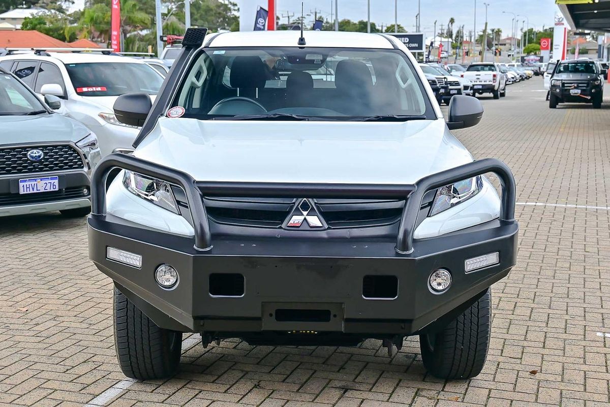 2022 Mitsubishi Triton GLX-R MR 4X4