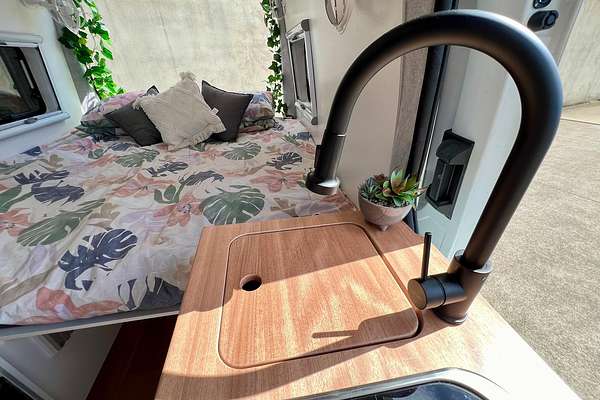2024 LDV Deliver 9 Lwb Hr Auto Roadyacht Motorhome My24