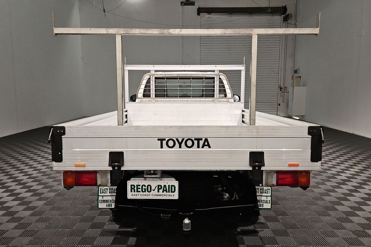 2018 Toyota Hilux Workmate 4x2 TGN121R RWD