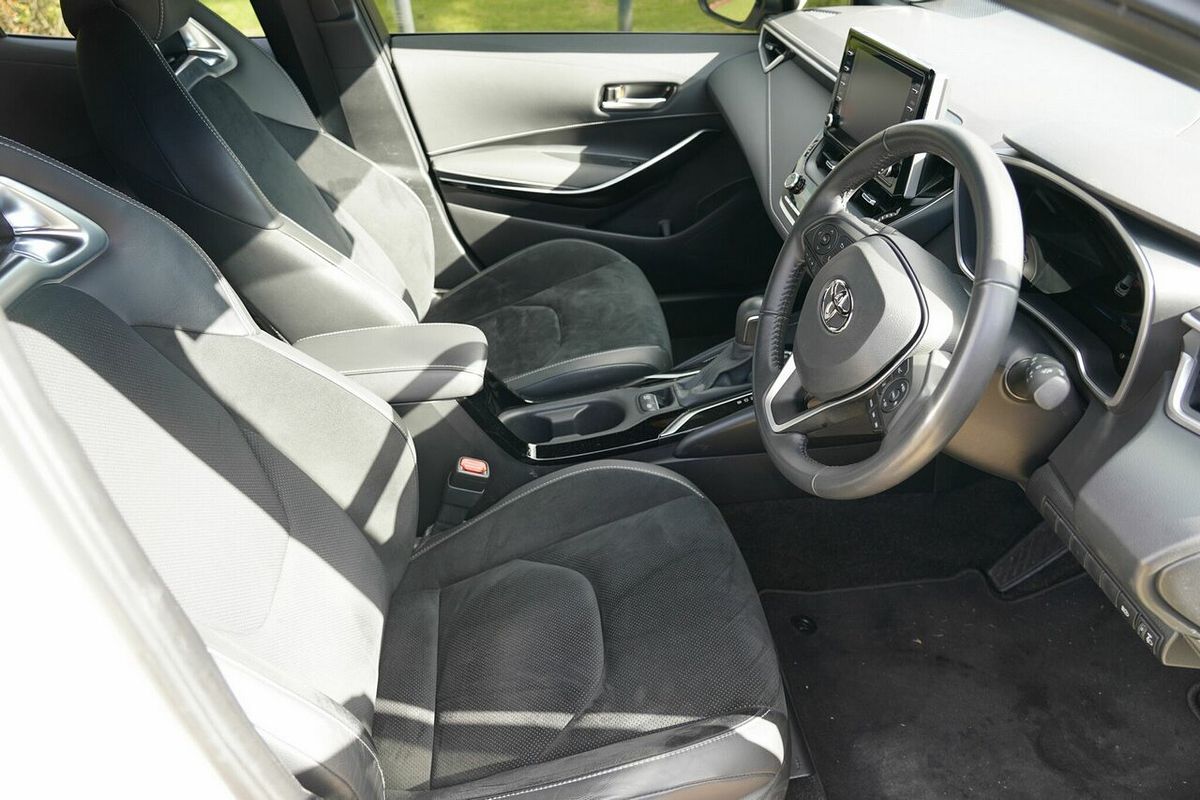 2022 Toyota Corolla ZR Hybrid ZWE219R