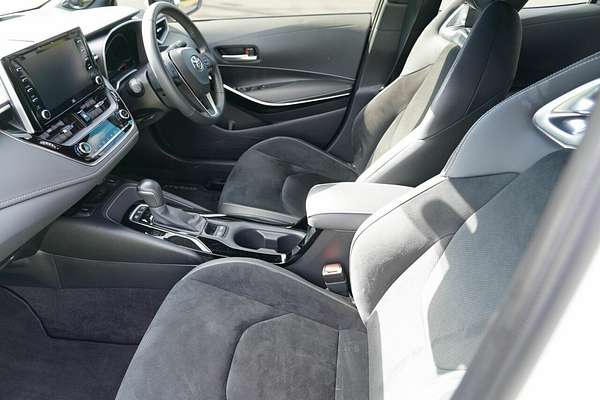 2022 Toyota Corolla ZR Hybrid ZWE219R