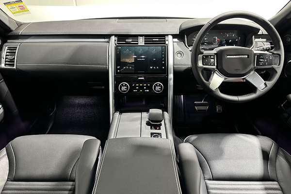 2024 Land Rover Discovery D300 Dynamic SE Series 5