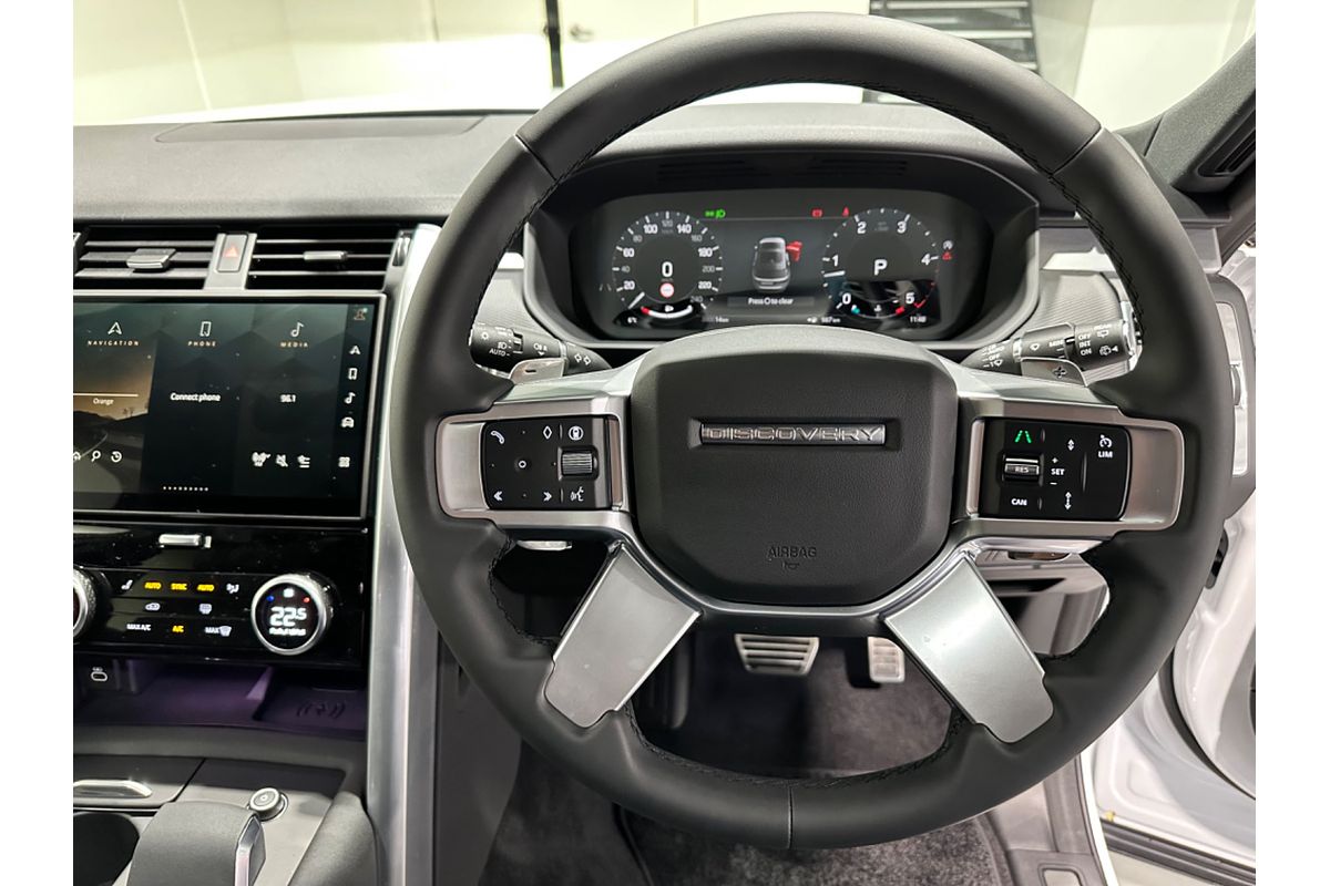 2024 Land Rover Discovery D300 Dynamic SE Series 5