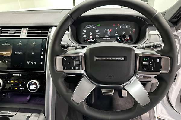 2024 Land Rover Discovery D300 Dynamic SE Series 5