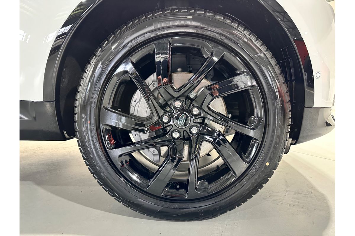 2024 Land Rover Discovery D300 Dynamic SE Series 5