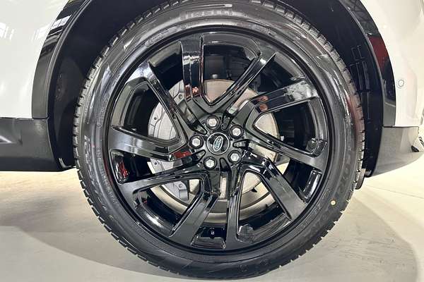 2024 Land Rover Discovery D300 Dynamic SE Series 5