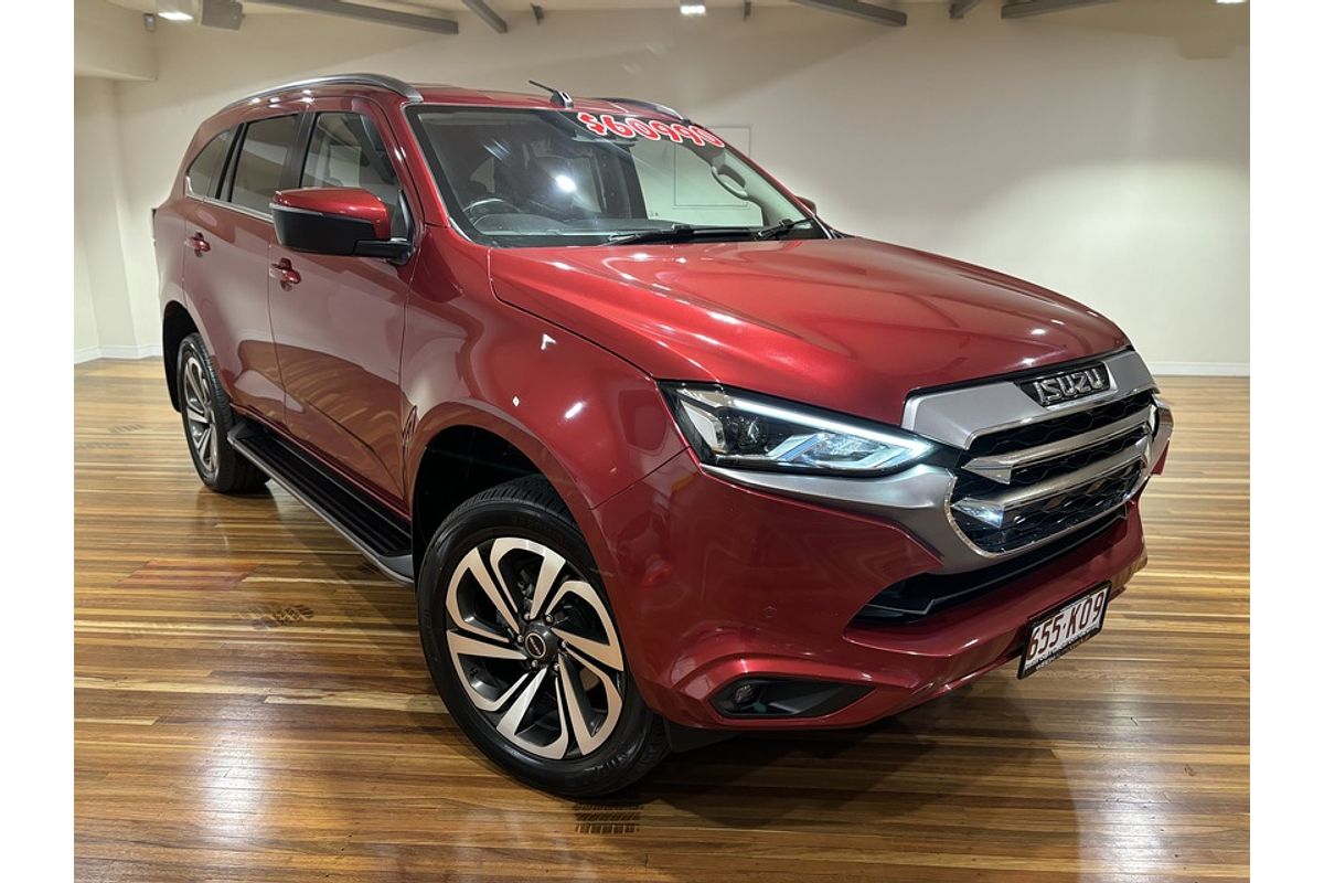 2022 Isuzu MU-X LS-T