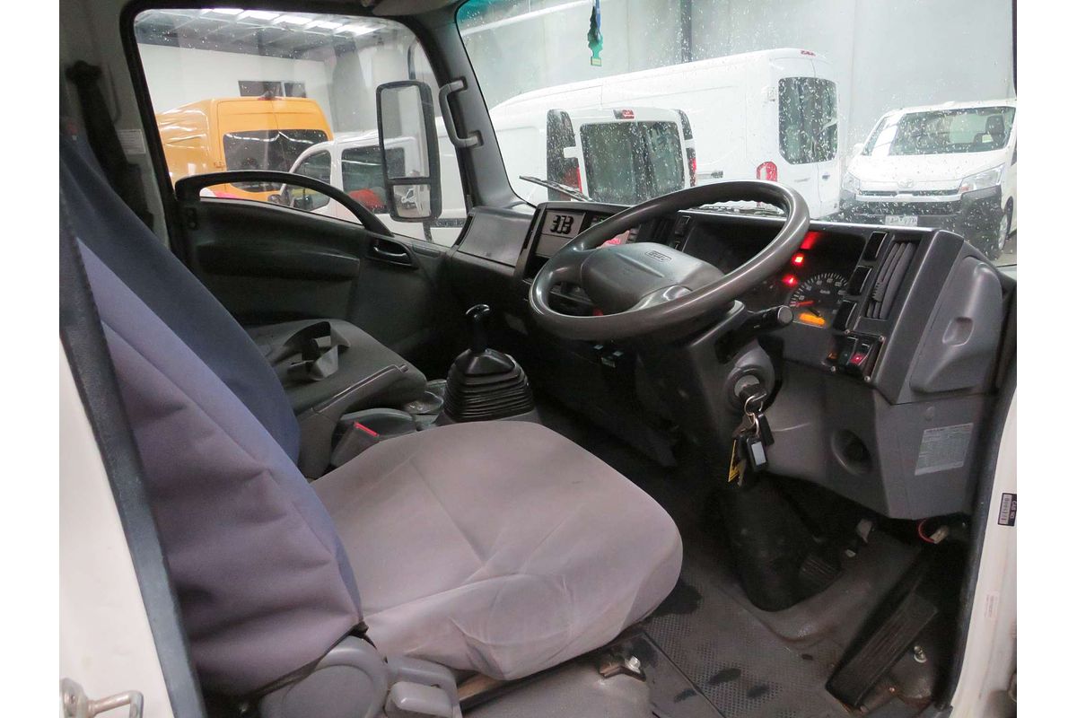 2012 Isuzu N Series NPR 300