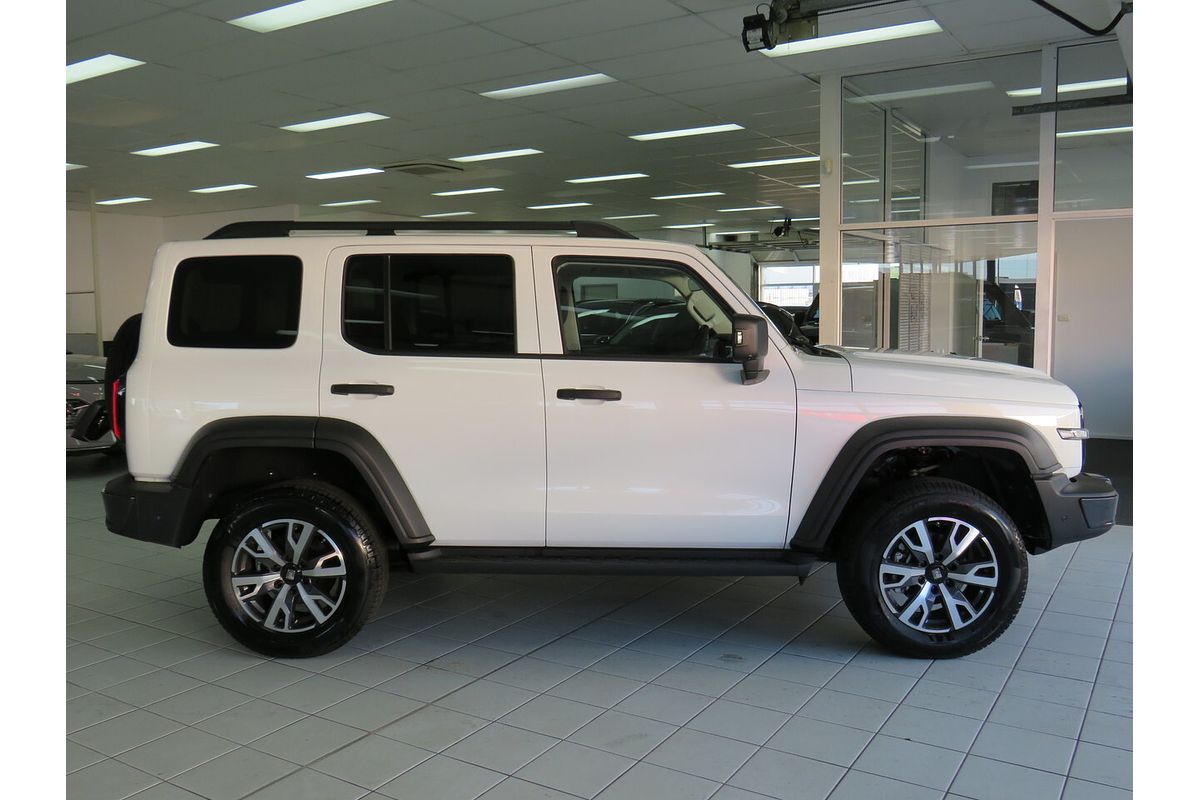 2024 GWM Tank 300 Ultra Hybrid P01