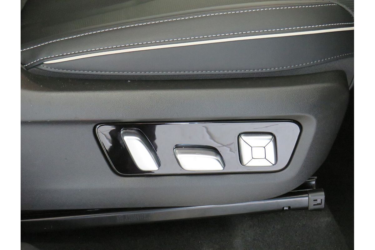 2024 GWM Tank 300 Ultra Hybrid P01