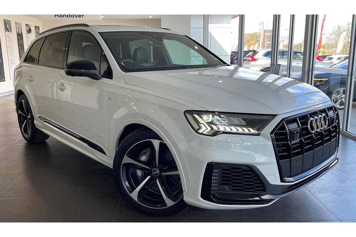 2023 Audi Q7 55 TFSI S line 4M