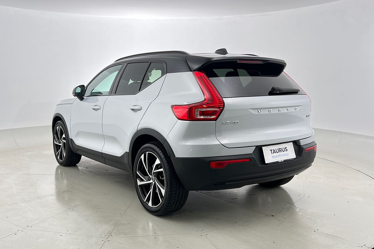 2020 Volvo XC40 T5 R-Design