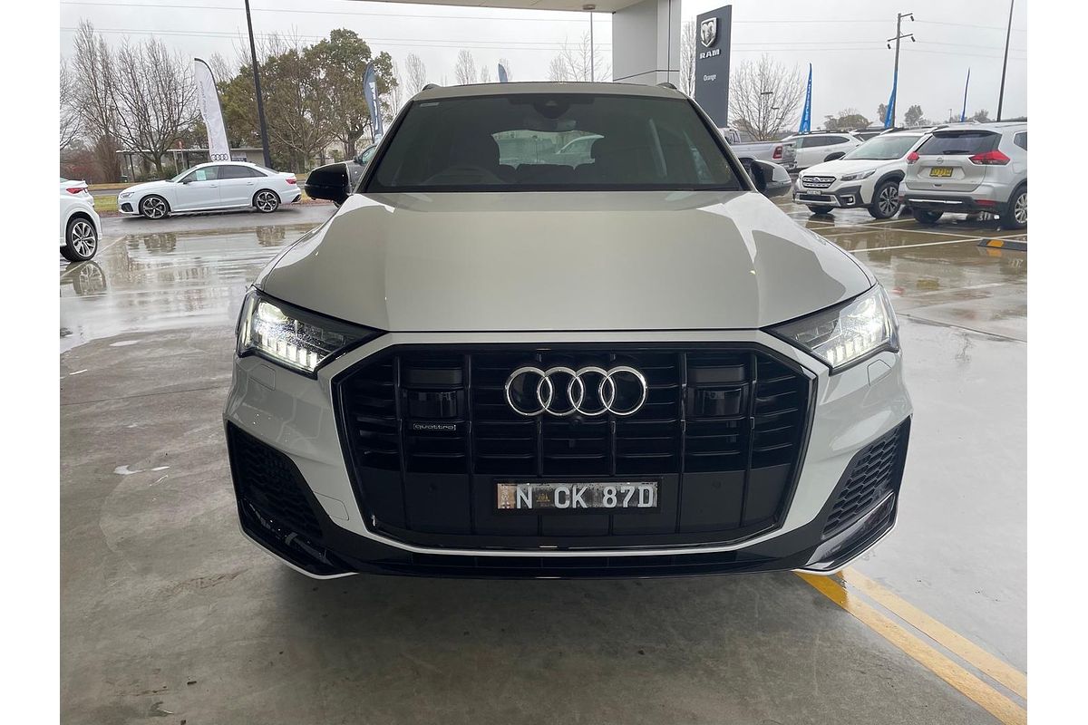 2023 Audi Q7 55 TFSI S line 4M