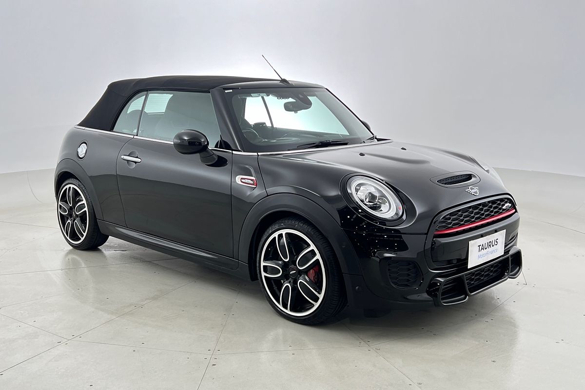 2019 MINI Convertible John Cooper Works F57 LCI