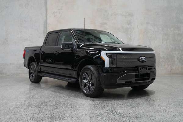 2023 Ford F-150 Lightning XLT 4X4