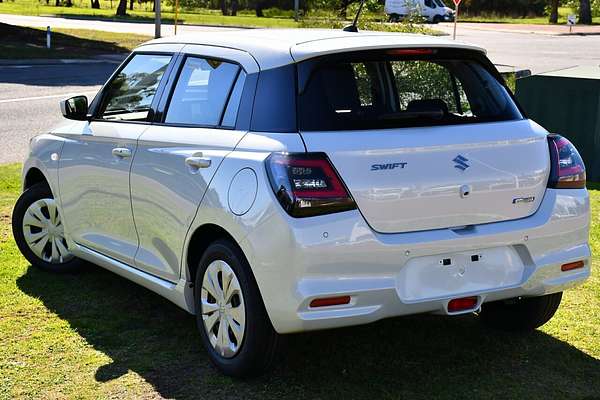 2024 Suzuki Swift Hybrid UZ