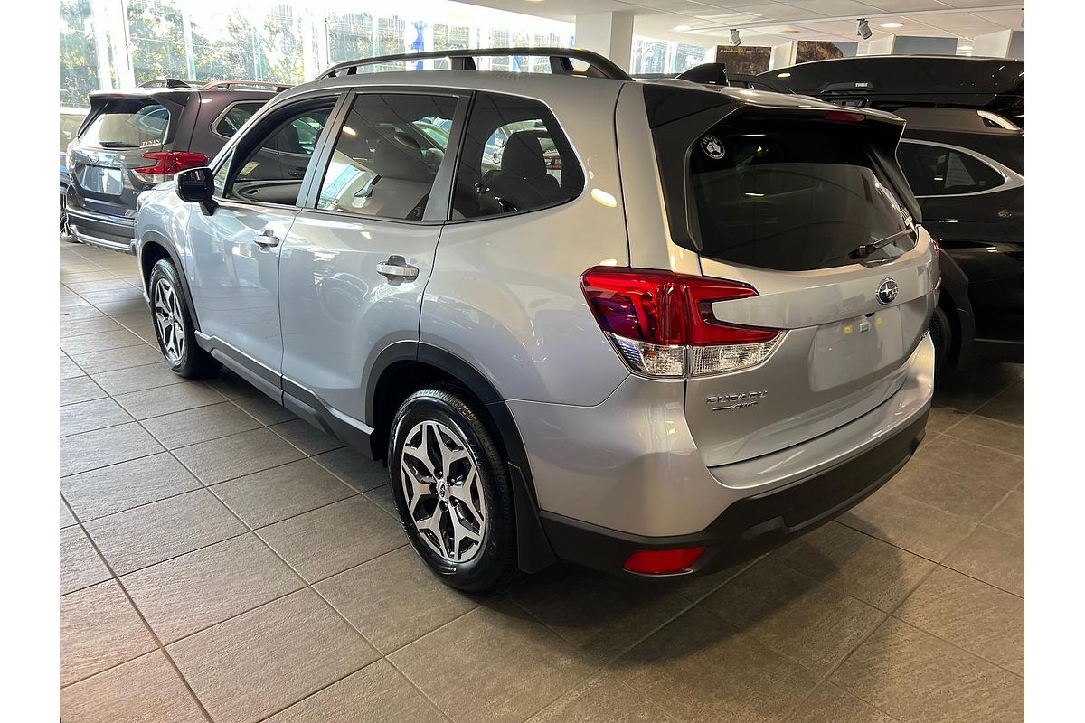 2024 Subaru Forester 2.5i Luxury Special Edition S5