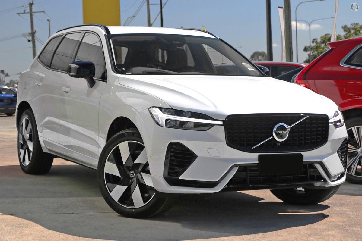 2024 Volvo XC60 Recharge Plus T8 Plug-In Hybrid