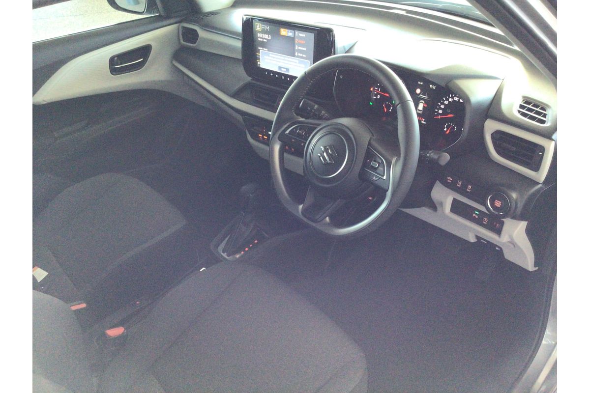 2024 Suzuki Swift Hybrid Plus UZ