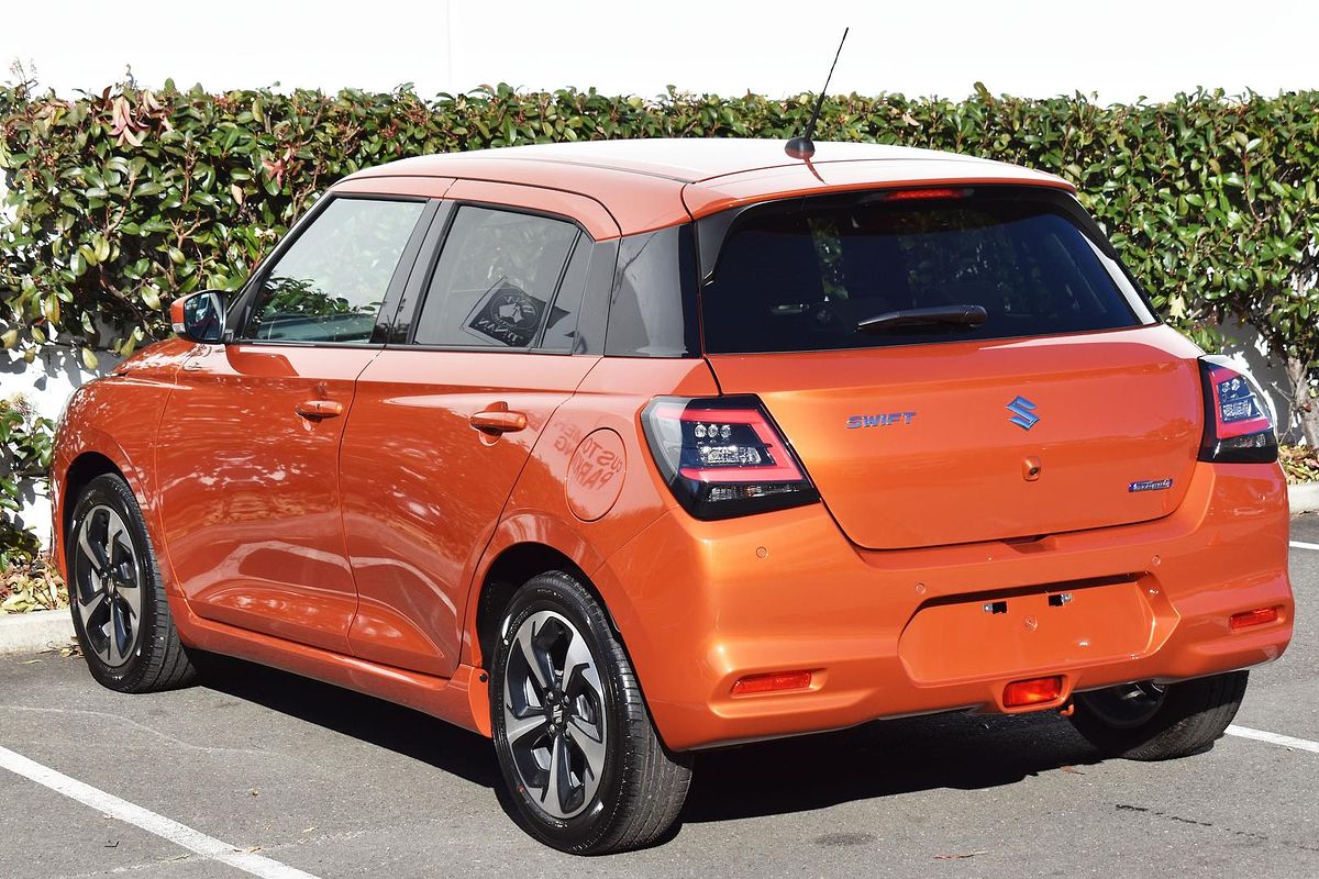 2024 Suzuki Swift Hybrid GLX UZ