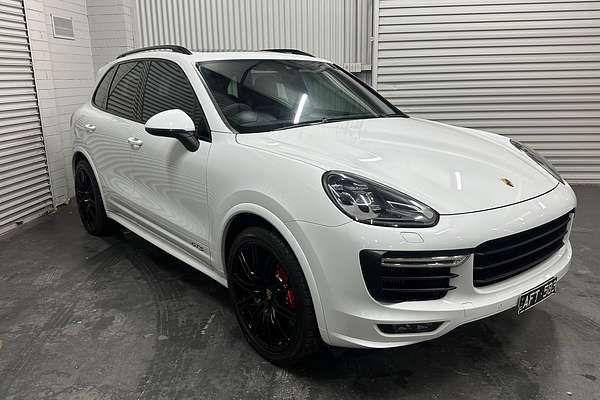 2015 Porsche Cayenne GTS 92A