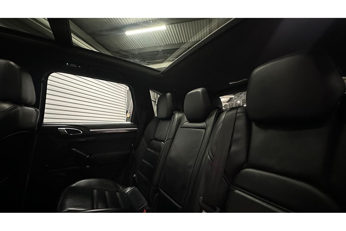 2015 Porsche Cayenne GTS 92A