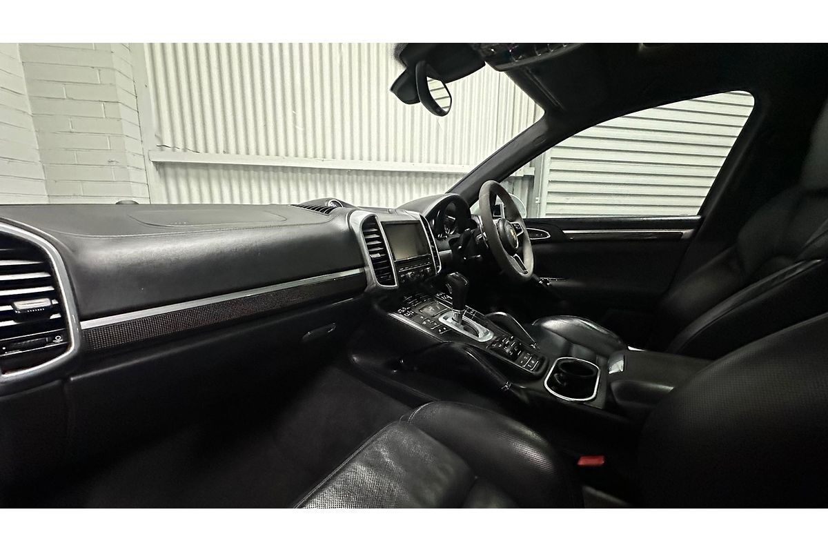 2015 Porsche Cayenne GTS 92A