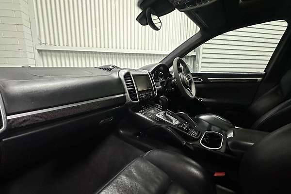 2015 Porsche Cayenne GTS 92A