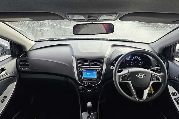 2014 Hyundai Accent Active RB2