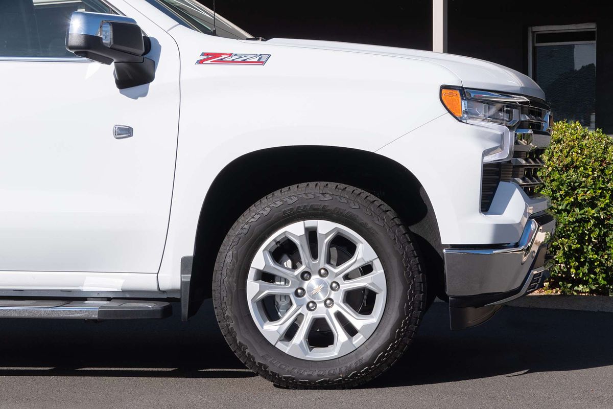 2024 Chevrolet Silverado 1500 LTZ Premium W/Tech Pack T1 4X4