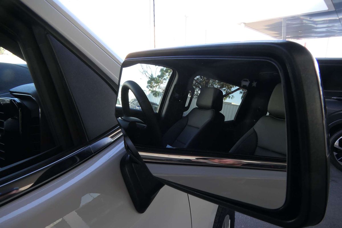 2024 Chevrolet Silverado 1500 LTZ Premium W/Tech Pack T1 4X4