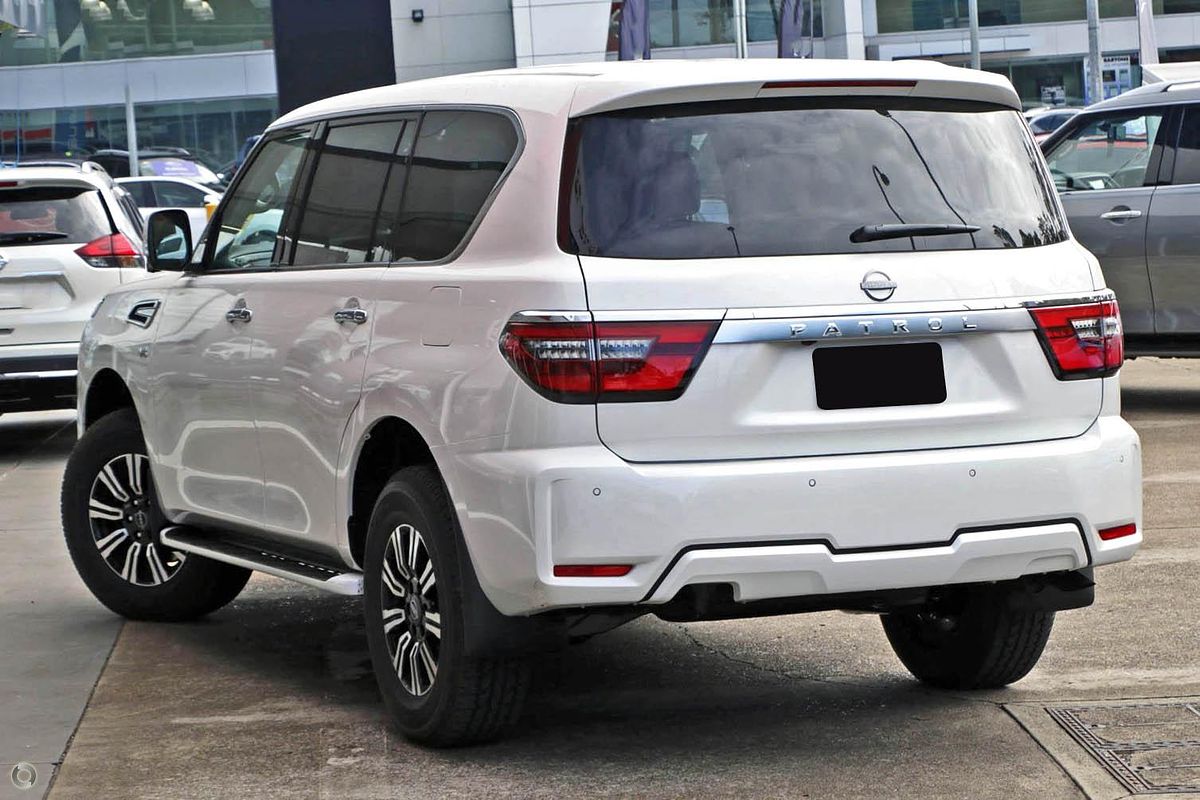 2024 Nissan Patrol Ti Y62