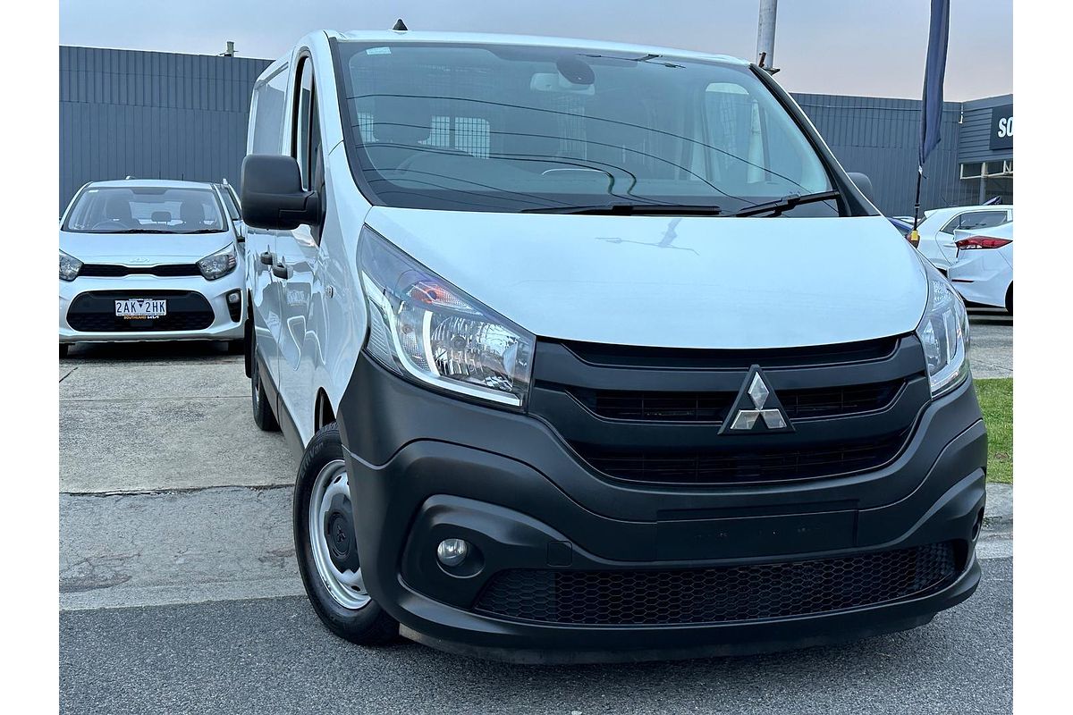 2021 Mitsubishi Express GLX SN