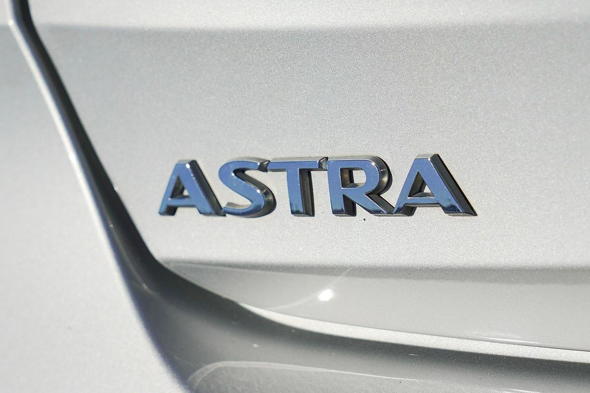 2019 Holden Astra R+ BK