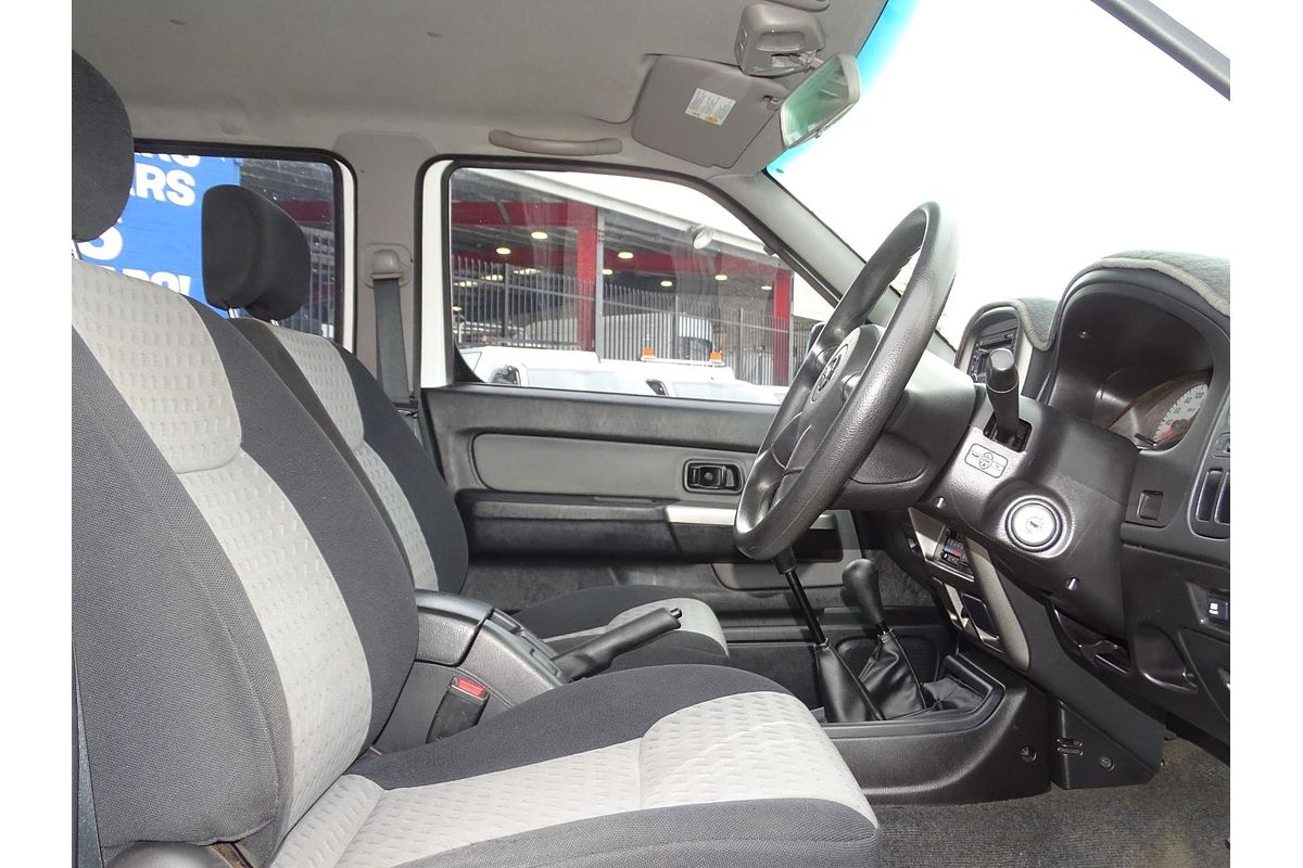 2014 Nissan Navara ST-R D22 4X4