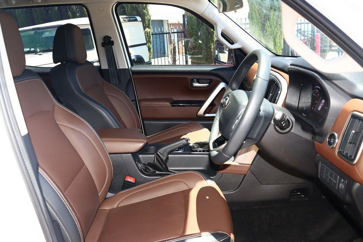 2023 Mahindra Scorpio Z8L
