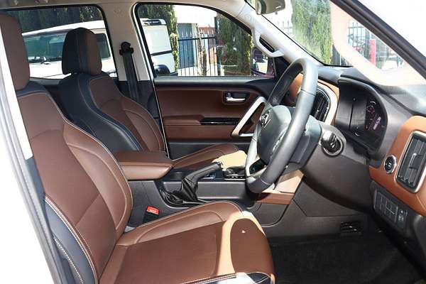 2023 Mahindra Scorpio Z8L