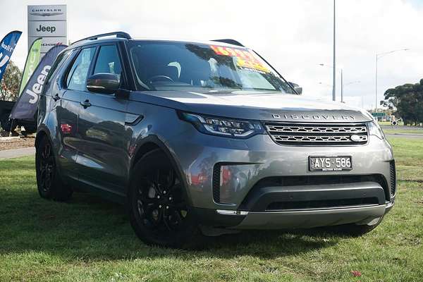 2019 Land Rover Discovery SD6 SE Series 5