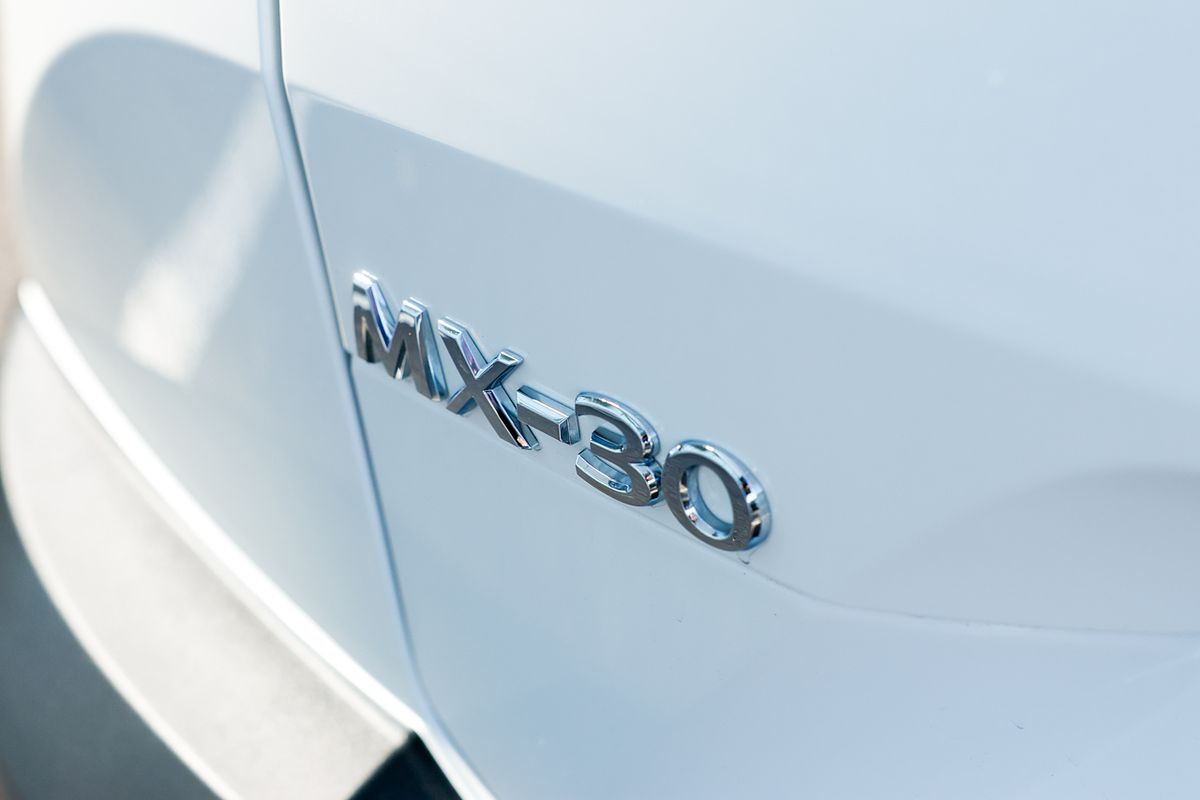 2023 Mazda MX-30 G20e Evolve DR Series