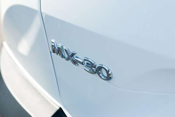 2023 Mazda MX-30 G20e Evolve DR Series