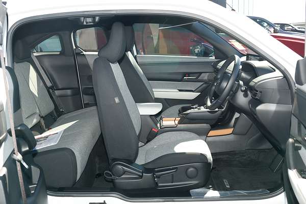 2023 Mazda MX-30 G20e Evolve DR Series