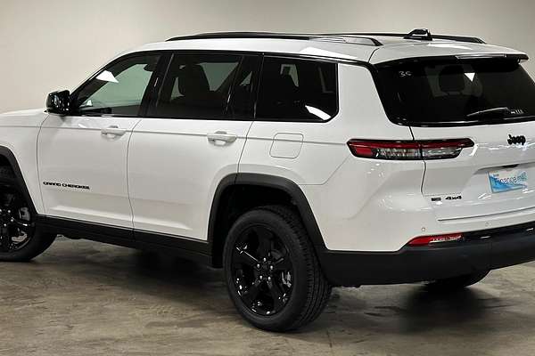 2023 Jeep Grand Cherokee Night Eagle WL