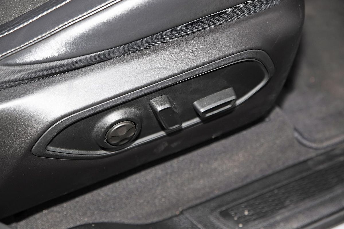 2022 Jeep Grand Cherokee L Night Eagle WL