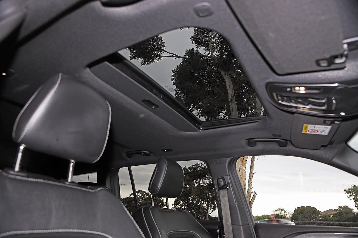 2022 Jeep Grand Cherokee L Night Eagle WL